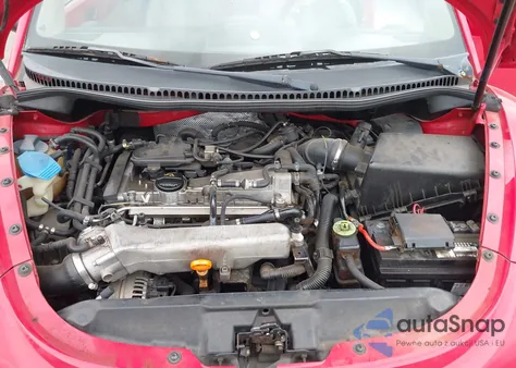 2005 Volkswagen New Beetle Gls 1.8T z USA, uszkodzony, nr VIN 3VWCD31Y25M312832